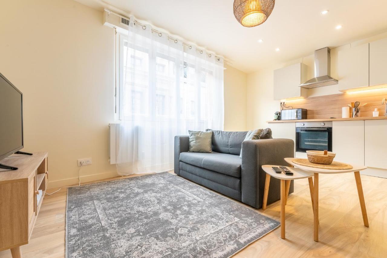 Le Classique - Appartement Elegant & Lumineux En Centre-Ville Douai Ngoại thất bức ảnh